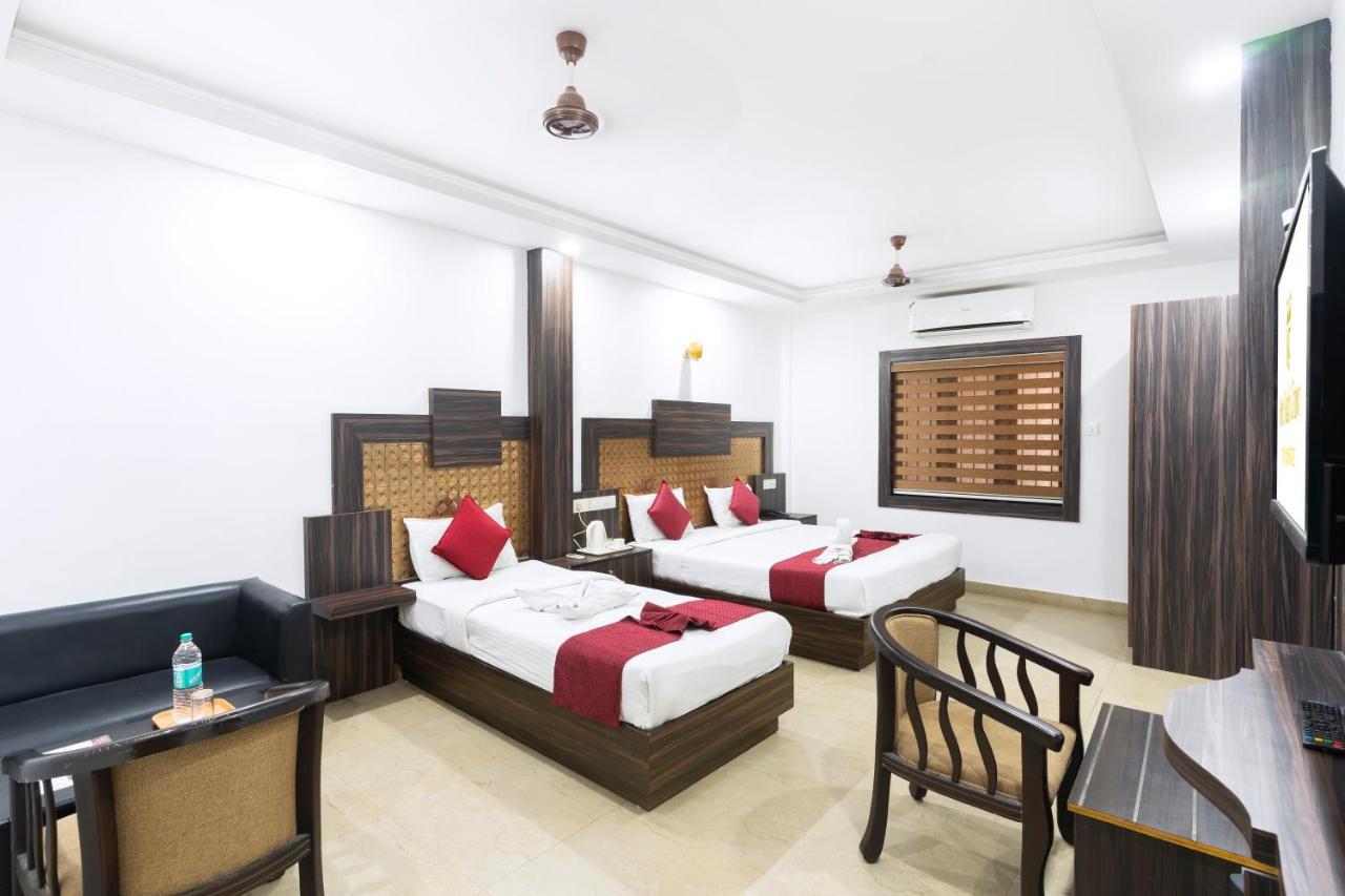 Hotel Kochi Crown Exterior foto