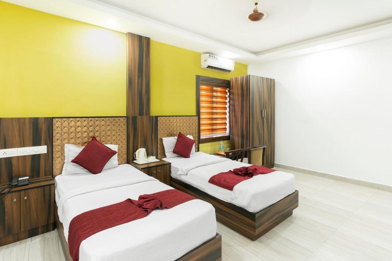 Hotel Kochi Crown Exterior foto