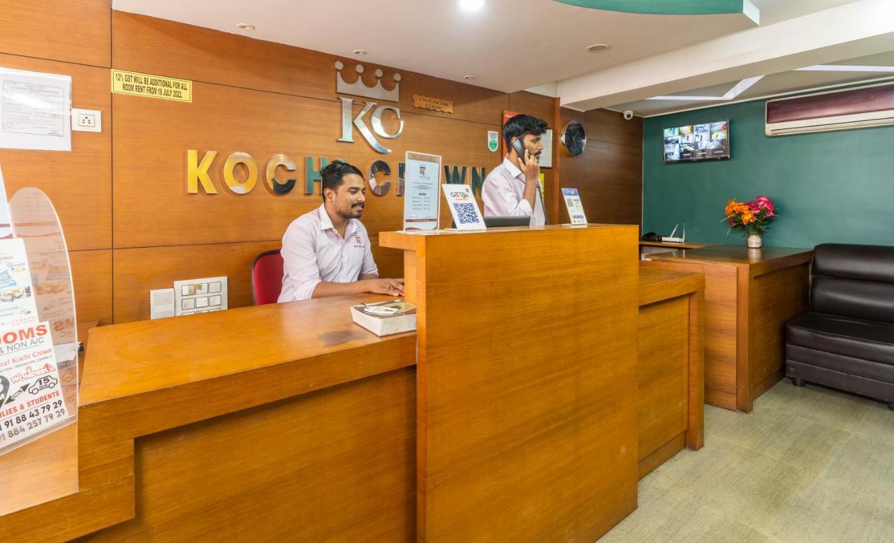 Hotel Kochi Crown Exterior foto