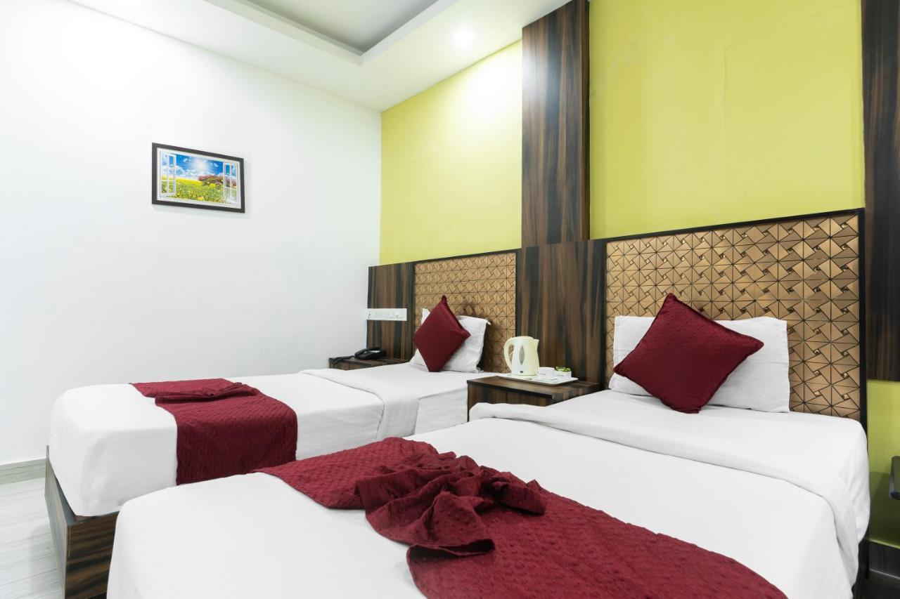 Hotel Kochi Crown Exterior foto