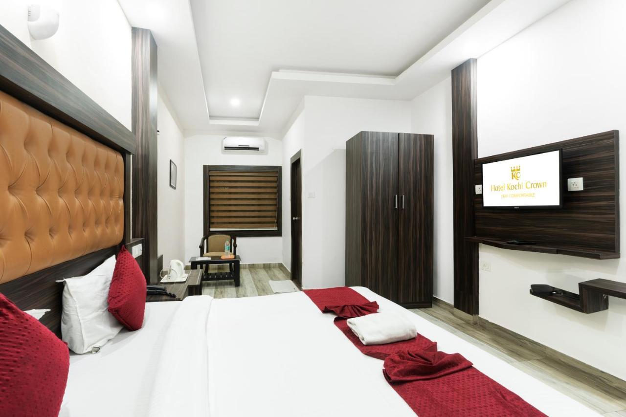 Hotel Kochi Crown Exterior foto