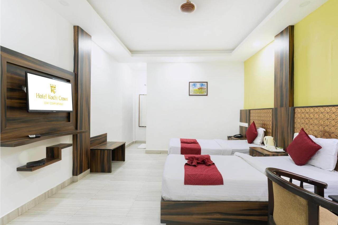Hotel Kochi Crown Exterior foto